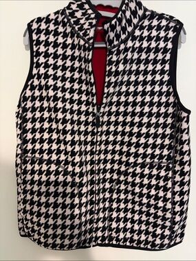 Kim Rogers Black, White and Red Houndstooth Vest